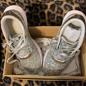 Sparkle Tennis shoes